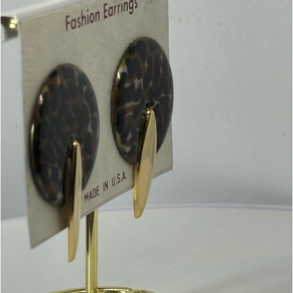 Bold Vintage Geometric Round Tortoiseshell Earrings – Made in U.S.A. - Picture 2 of 7